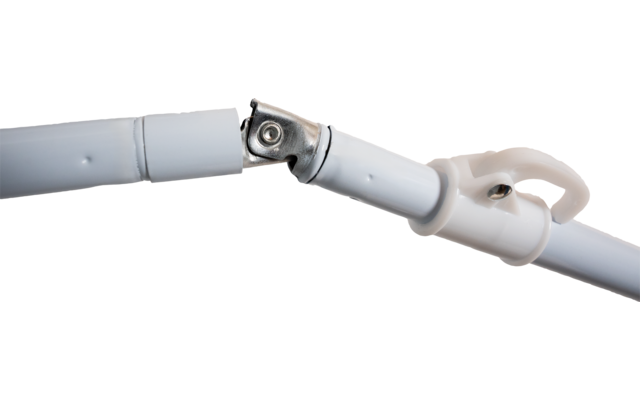 Zwei weiße Rohrabschnitte mit sichtbar metallischem Gelenk dazwischen und weißem Kunststoffgriff am rechten Ende