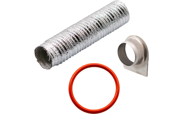 Tubo flexible ondulado de color plateado, anillo de goma rojo y brida metálica con abertura circular sobre base plana