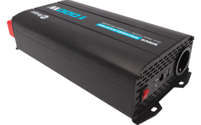 Schwarzes rechteckiges Gehäuse mit Lüftungsgittern, Anschlüssen an einer Seite, roten Schaltern und blauer Aufschrift '1000W'