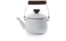 553652 863931 - Barebones Emaille Teekanne