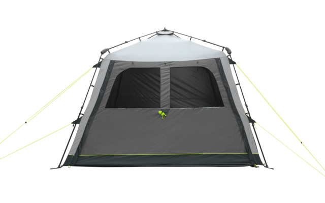 Graues und schwarzes Zelt mit zwei Fenstern, gesichert mit gelben Abspannseilen