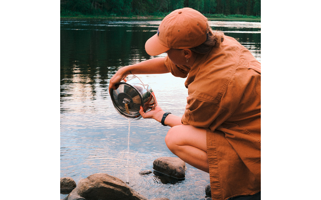 Product afbeelding Primus CampFire Campingtopf aus Edelstahl mit Siebdeckel und Metallb&uuml;gel 2-teilig 1