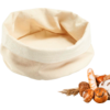 Panier rond en tissu beige, en bas à droite assortiment de pains: baguette, petits pains, bretzel et épis de blé