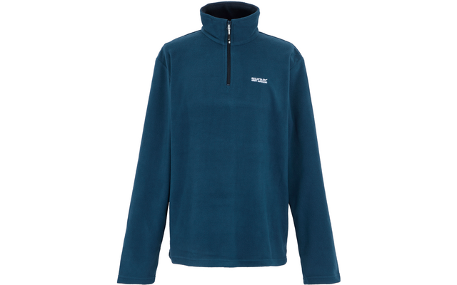 blaugrüner Fleece-Pullover mit Stehkragen, kurzem Reißverschluss vorn, langen Ärmeln, kleinem weißen Logo auf der linken Brust, weißer Hintergrund