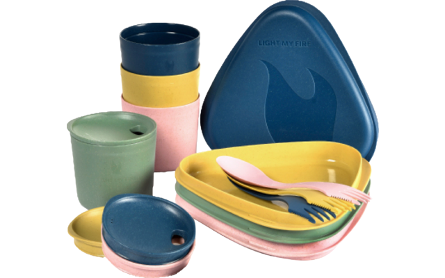 Light My Fire Picnic for 4 dinnerware set 12 pieces