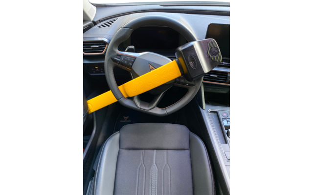 MEM steering wheel claw / steering wheel lock Stoplock Pro