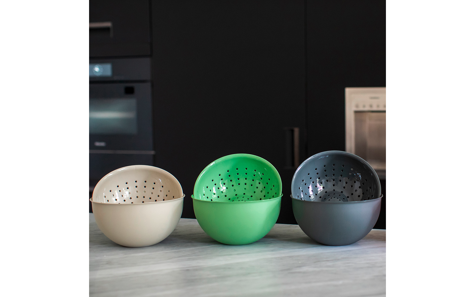 Immagine del prodotto Scolapasta Koziol Palsby M 2 litri 1