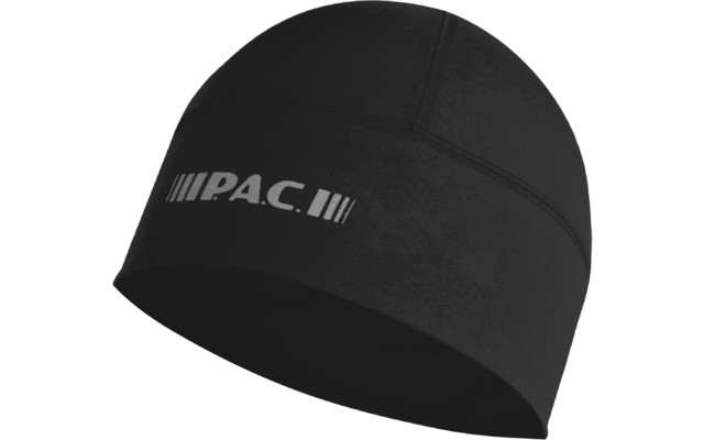 Cuffia nera con logo bianco 'P.A.C.' e cuciture visibili