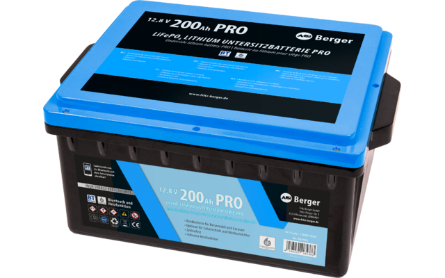 Kunststofdoos met blauwe deksel en etiketten, gelabeld Kat 200 PRO door Berger