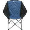 Faltbarer Campingstuhl mit blauem Sitz und schwarzer Rückenlehne