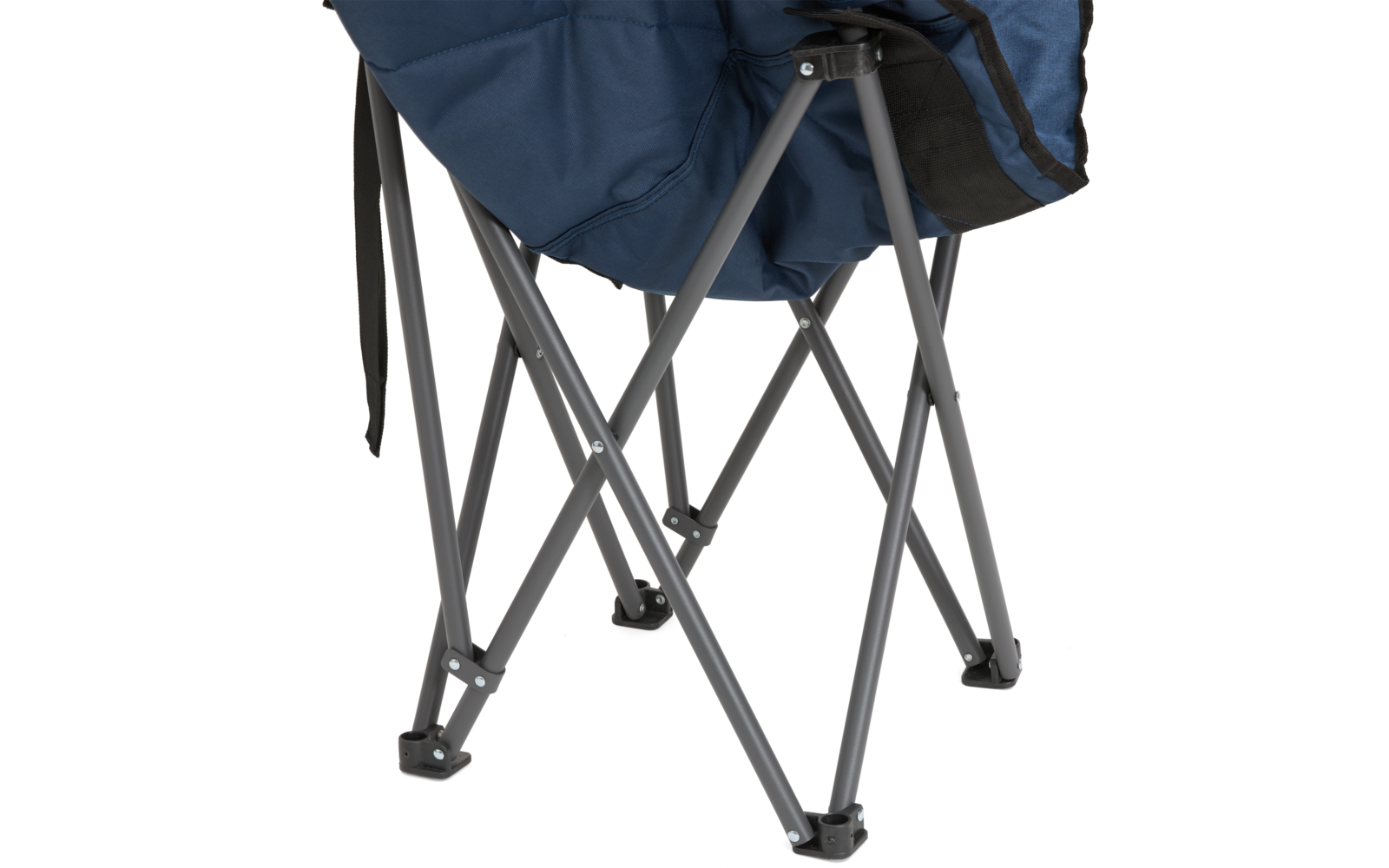 Unterer Teil eines zusammenklappbaren Stuhls mit blauem Stoffsitz, grauen gekreuzten Metallbeinen und schwarzen Kunststofffüßen