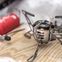 Primus OmniFuel Mehrstoffkocher 3000 W inklusive Brennstoffflasche und Super-Pouch-Beutel