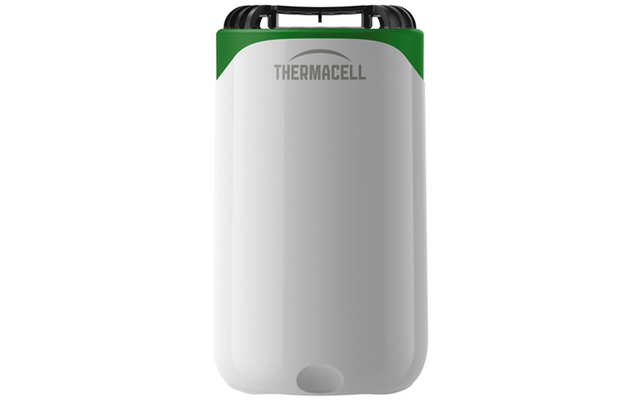 Weißes zylindrisches Gerät mit grünem oberen Rand, schwarzem Lüftungsgitter und Schriftzug "THERMACELL" auf der Vorderseite