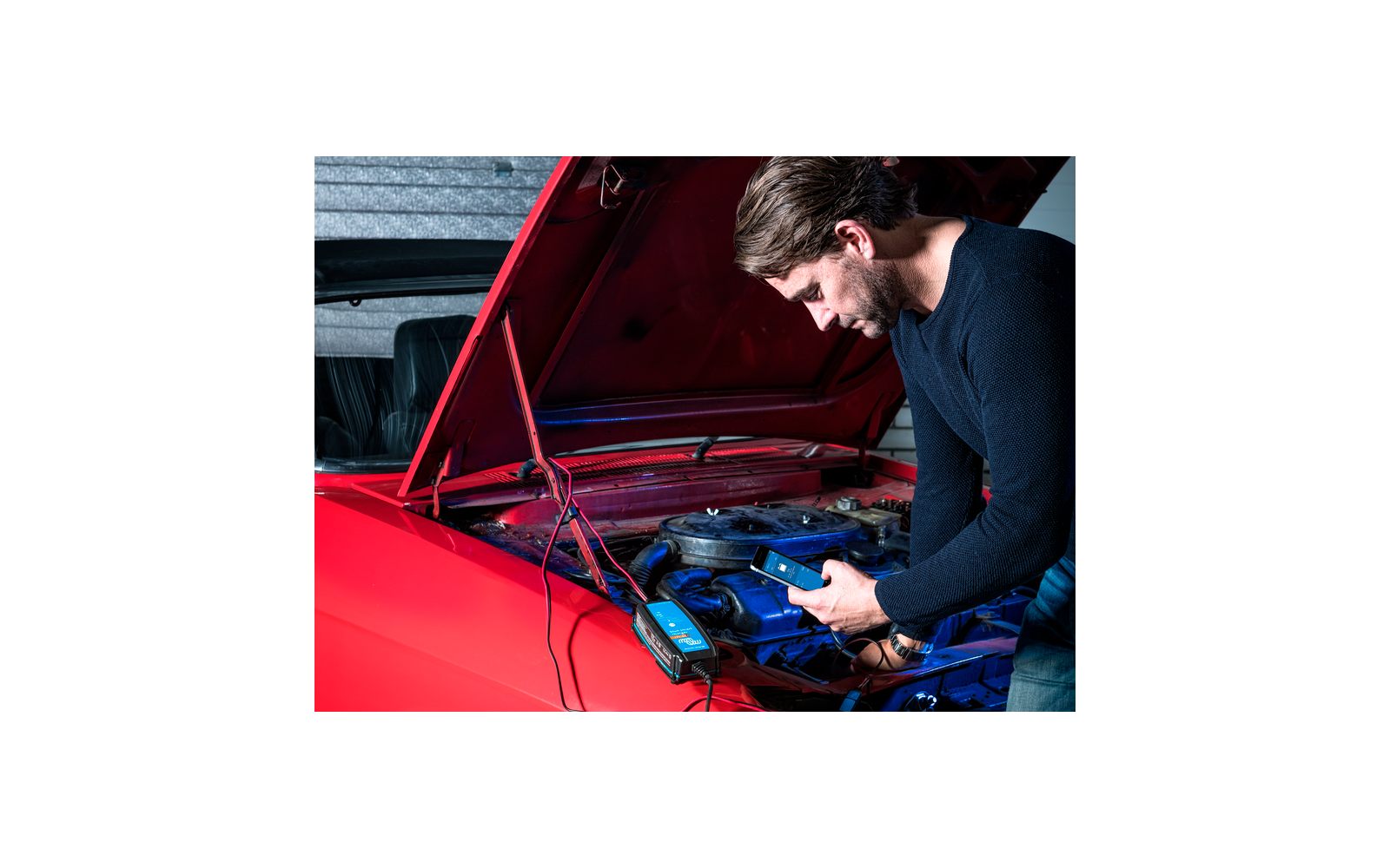 Product afbeelding Victron Blue Smart IP65 Batterieladeger&auml;t 12 V CEE 7/17 Anschluss 15 Ampere 1