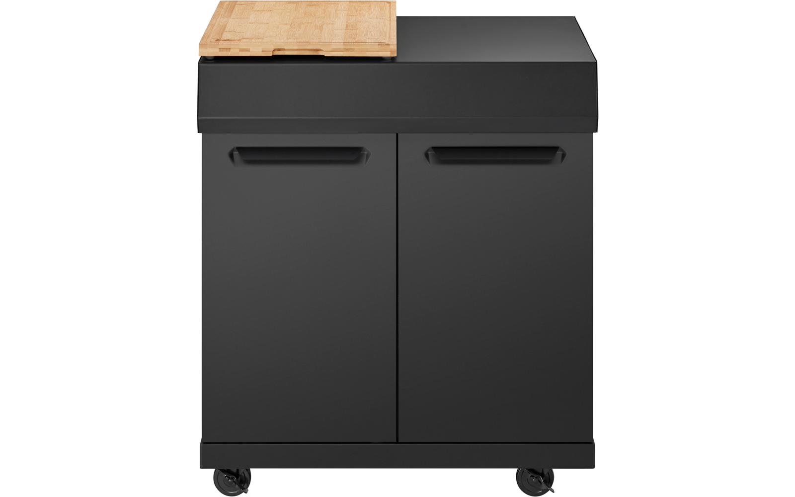 Schwarzer Schrank mit zwei Türen, eingelassenen Griffen, Holz-Schneidebrett auf der linken Oberseite und zwei sichtbaren Rollen am Boden