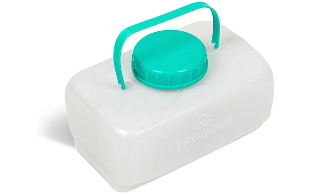 Contenant rectangulaire en plastique blanc semi-transparent avec bouchon à vis rond turquoise sur le dessus et poignée de transport turquoise assortie ; côté imprimé 'TROBOLO'