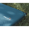 Blauer Schlafsack mit Aufschrift ‚north camp‘