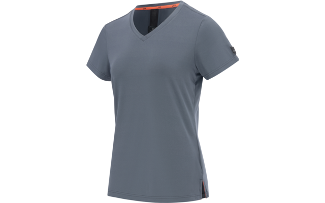 Grau-blaues V‑Ausschnitt‑Shirt mit kurzen Ärmeln, seitlichem Saumschlitz, orangefarbene Streifen im Kragen, schwarzes Etikett im Nacken und an einem Ärmel