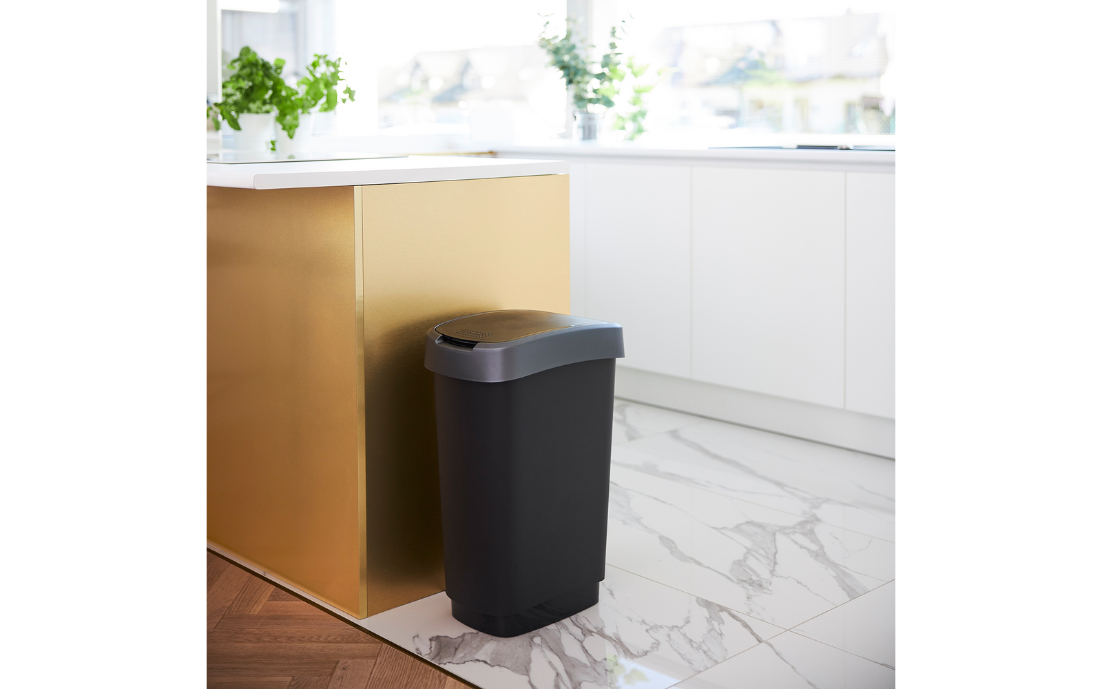 Product image Rotho Twist waste garbage can with swing and hinged lid 1