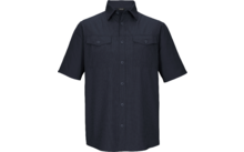 Dunkelblaues Hemd mit kurzen Ärmeln, Knopfleiste vorn, Kragen und zwei Brusttaschen mit Knöpfen