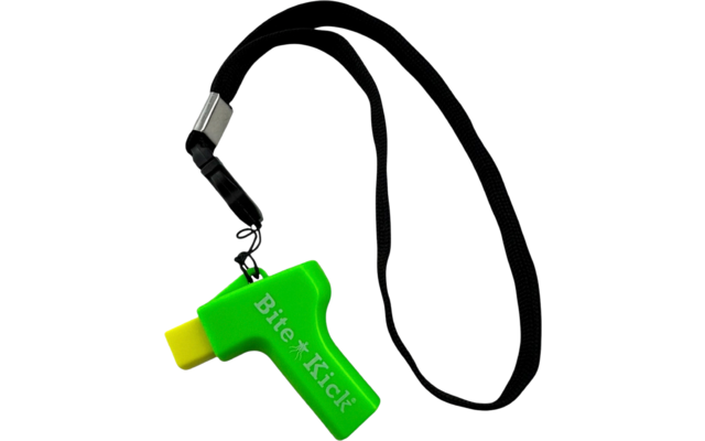 Pistolet en plastique vert avec gâchette jaune attaché à un cordon noir