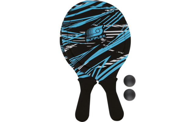 Twee tafeltennisbatjes met zwart handvat en blauw-zwart patroon, daarnaast twee zwarte tafeltennisballen