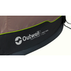 Unterer Bereich eines Zelts mit schwarzem Boden, weißem "Outwell"-Logo, neon-gelber Ziernaht, beiger Zeltwand und zwei schwarzen Zugschnüren