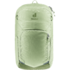 Hellgrüner Rucksack mit Deuter-Logo, Vorderfach mit Reißverschlüssen, Trageschlaufe oben, graue dreieckige Details unten