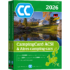 Titelbild des CampingCard ACSI Reiseführers 2026 mit einer Landschaft, Bergen, einem See und Zelten