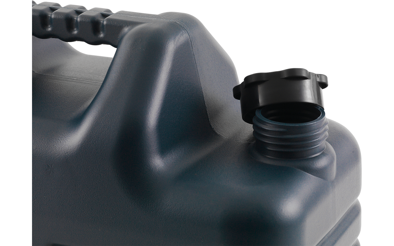 Nahaufnahme eines dunklen Kunststoffkanisters mit geöffnetem Schraubverschluss und Griff