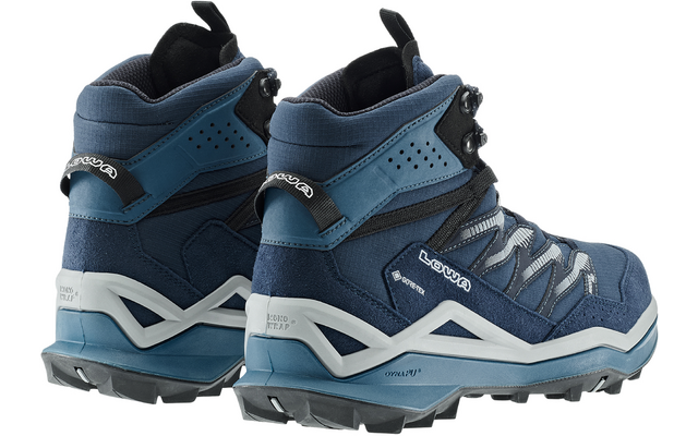 Blaue und graue Wanderschuhe, Ansicht von hinten und seitlich