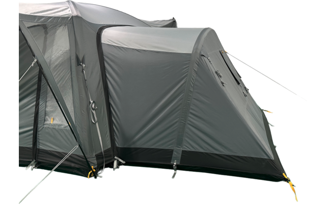 Großes graugrünes Zelt mit mehreren Kammern, Reißverschlusstür, Fenstern und Abspannleinen