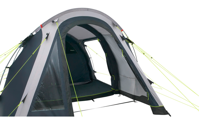 Grijze tent met open ingang, zichtbaar interieur met donkere vloer, gaasraam en geelgroene scheerlijnen