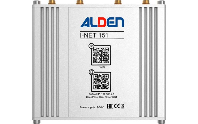 Silbernes rechteckiges Metallgehäuse mit vier goldfarbenen Antennenanschlüssen oben, Aufdruck 'ALDEN' und 'I-NET 151', zwei QR-Codes, Beschriftung 'WiFi', Text 'Default IP: 192.168.2.1' und 'User/Pass: User/User1234', 'Power supply: 9-30V' sowie EAC-