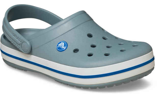 Lichtblauwe klomp met hielriem, ronde ventilatiegaten, ronde logoplaat en witte zool met blauwe strepen