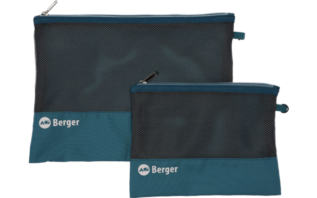 Zwei schwarze und blaue Netzbeutel mit Reißverschluss und Berger-Logo