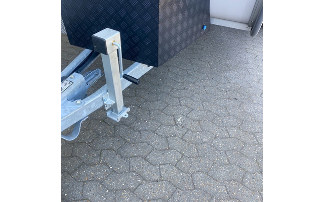 Immagine del prodotto HeroCamper Hebebeschlag fest montiert f&uuml;r Robot Trolley Rangierhilfe  1