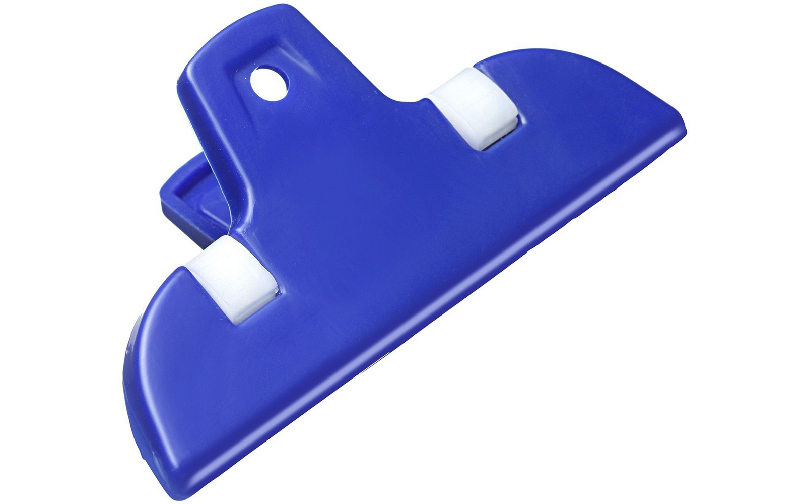 Blauwe kunststofclip met een gaatje bovenaan en twee witte scharnierdelen