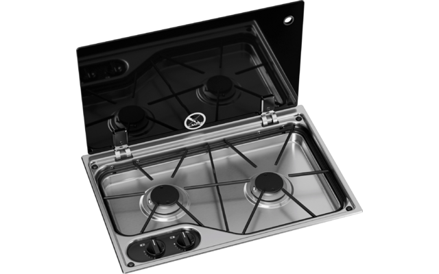 Metall-Kochfeld mit zwei runden Brennern, Gitterrosten, zwei Bedienknöpfen vorne links und hochgeklappter schwarzer Glasabdeckung mit Scharnieren