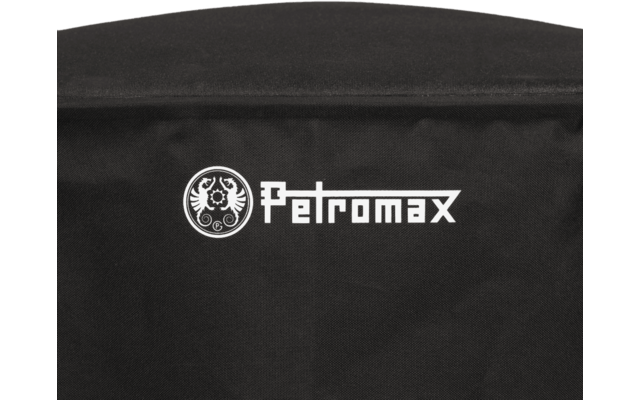 Schwarze Stoffhülle mit weißem 'Petromax'-Logo und Emblem