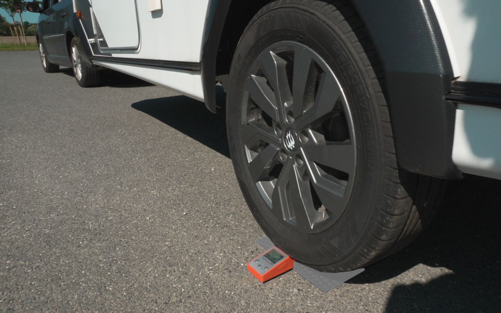 Imagen del producto B&aacute;scula para caravana de hasta 1500 kg Berger 1