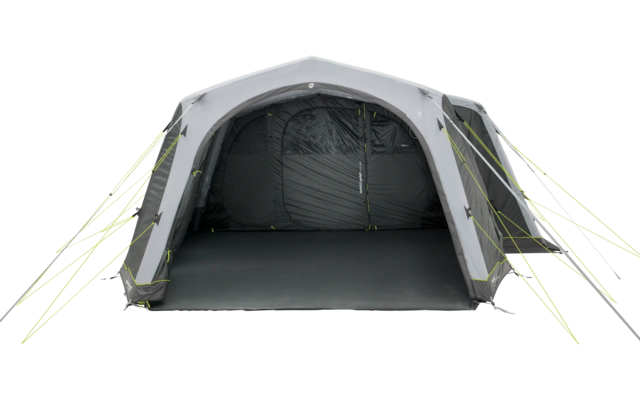 Zelt mit offener Tür und sichtbarem Innenraum auf weißem Hintergrund