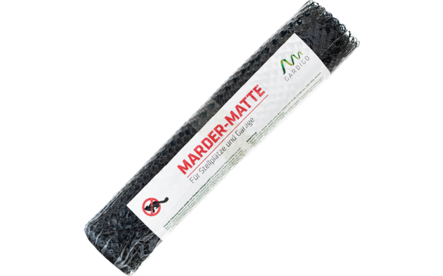 Een zwarte markeermat met een wit etiket in het midden