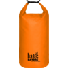 Oranger wasserdichter Packsack mit schwarzem Rollverschluss und schwarzem "basic NATURE"-Logo vorne