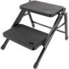 Tabouret noir à deux marches avec structure métallique