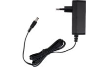 Adaptador de corriente negro con clavija europea de dos pines, cable enrollado y conector cilíndrico