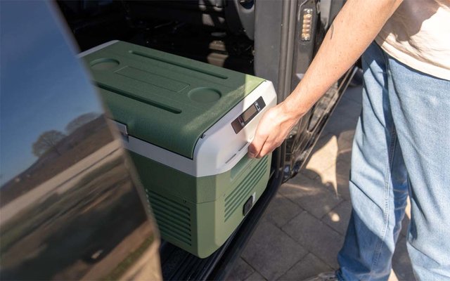 Produktbild Berger EPL Kompressor K&uuml;hlbox mit Tiefk&uuml;hlfunktion 12V 24V 230V 1