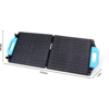 Aufgeklapptes faltbares Solarpanel mit zwei rechteckigen Solarzellen und blauen Griffen an beiden Enden, Maße 575 mm Länge und 280 mm Breite