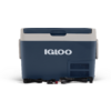 Rechteckiges blau-weißes Gehäuse mit dem Schriftzug "IGLOO" auf der Vorderseite, Lüftungsgitter unten rechts, aufgewickeltes Stromkabel an der Basis und Deckel mit eingelassener Griffmulde oben