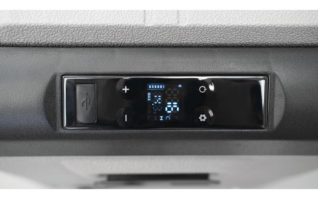 Panneau rectangulaire noir brillant avec affichage LED bleu, boutons plus et moins, icônes d'engrenage et port USB dans un revêtement gris